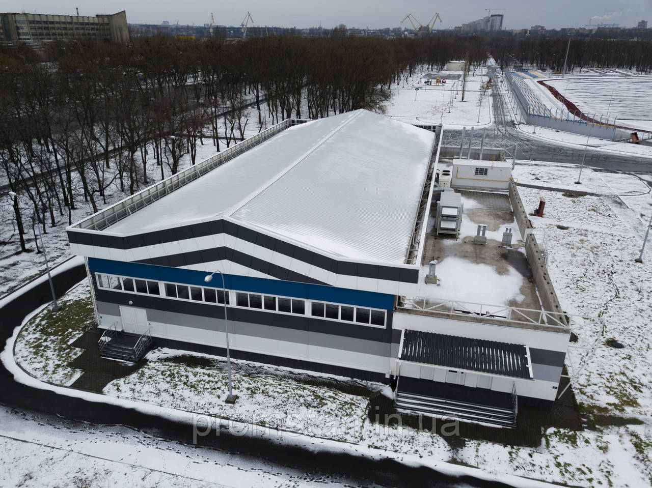 Каркасне будівництво спортзалів