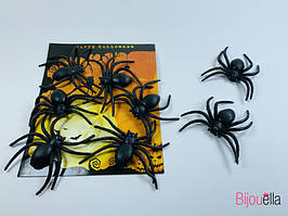 Чорні страшні декоративні павуки доповнення до декору на тематичну вечірку Гелловін 12 шт. у пакованні
