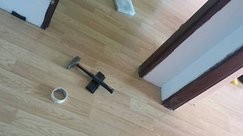 МОНТАЖ ЛАМІНАТУ KRONOPOL ( ДУБ НАТУР )