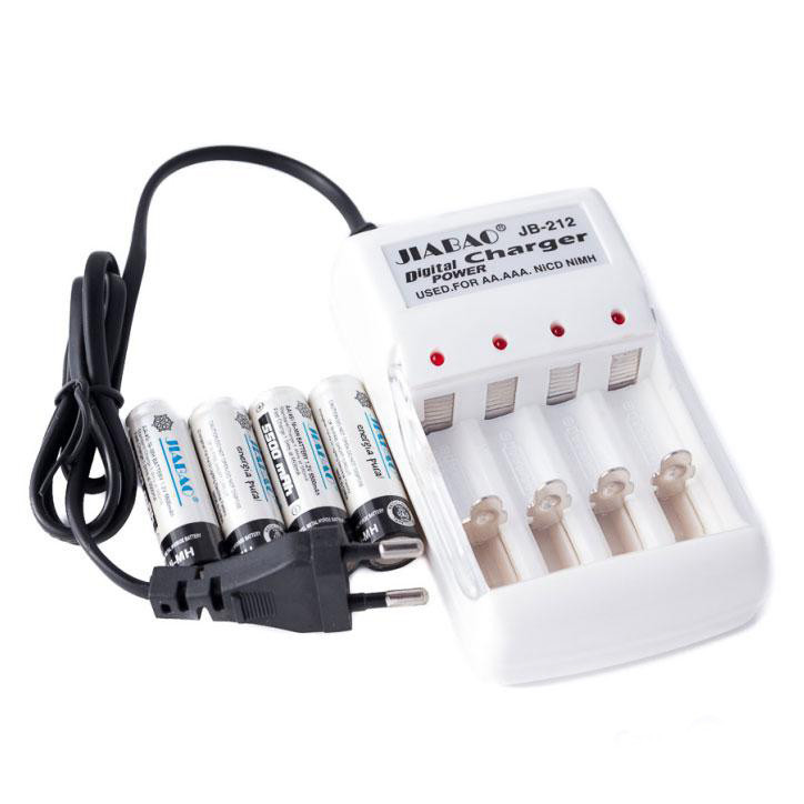 Зарядний пристрій Jiabao Digital Charger JB-212 з АА акумуляторами 4 шт (3_1673)