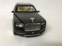 Коллекционная машинка Rolls Royce Cullinan 1:24