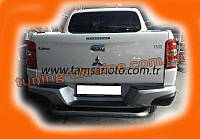 Труба задня із загином на Fiat Fullback 2016-2019 Захист заднього бампера труба з загином Фіат Фулбек 2016-2019