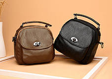 Рюкзак-сумка з тисненням і красивою застібкою, фото 3