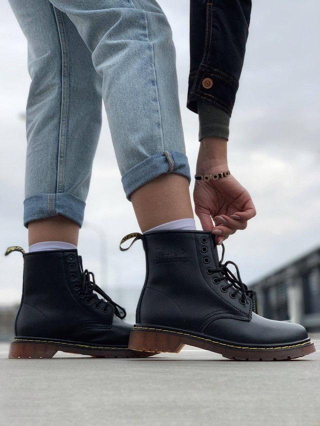 Жіночі Черевики Dr. Martens фото