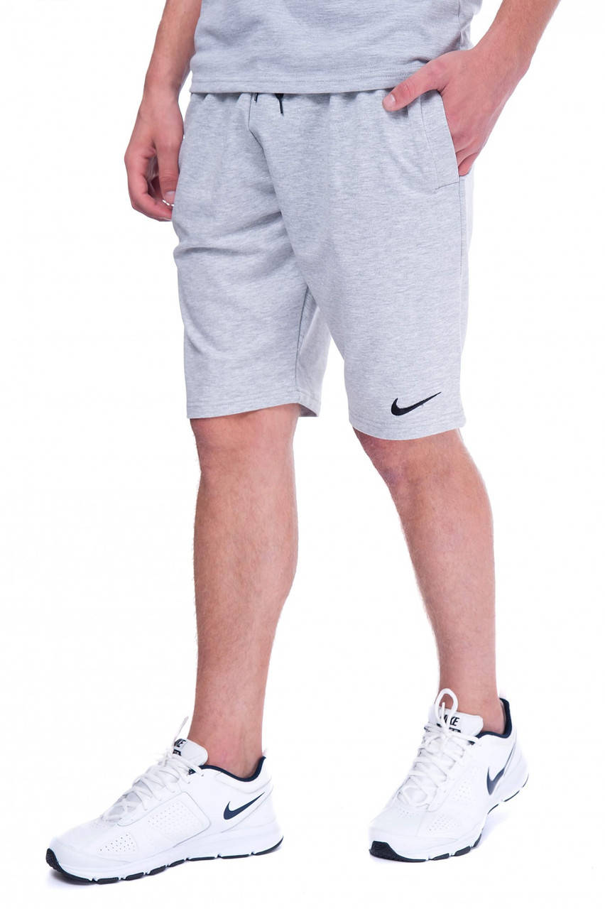 

Шорты мужские светло- серый Nike