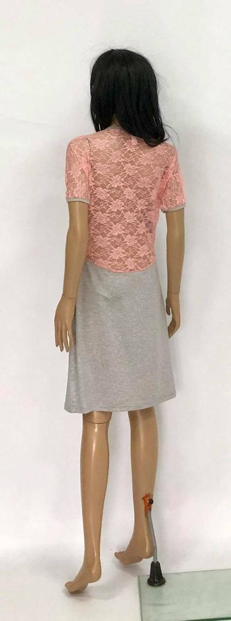 

Красивый халат на запах из вискозы с гипюром