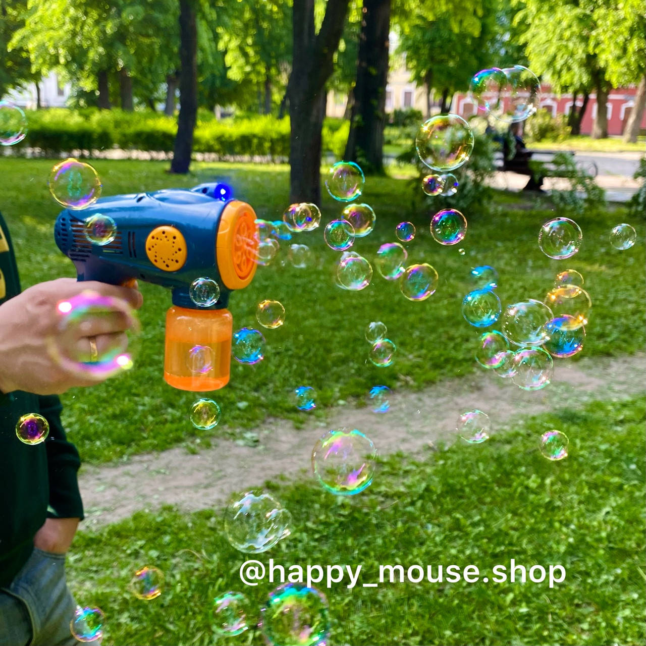 

ПІСТОЛЕТ з БУЛЬБАШКАМИ