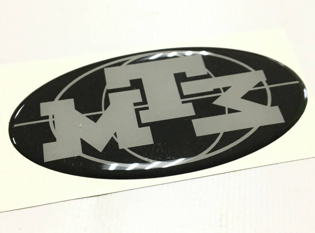 

Наклейка виниловая МТЗ