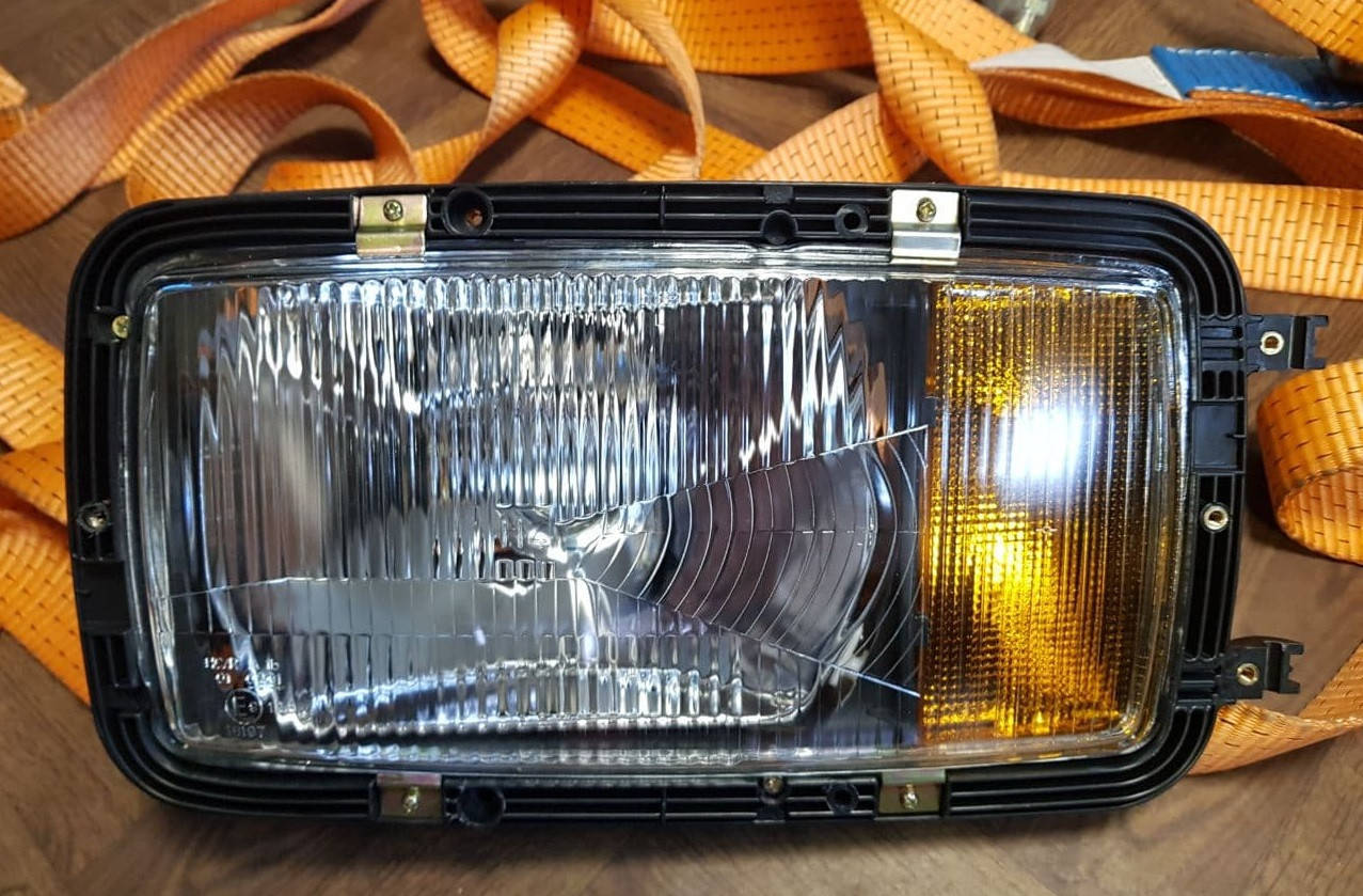 

Фара MERCEDES MB641/MB649 MK NG SK основная фара МЕРСЕДЕС МК СК