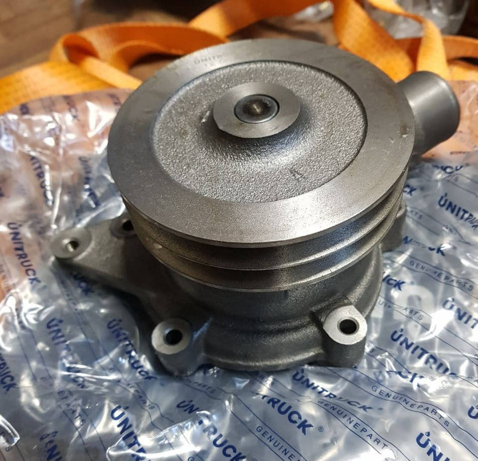 

Помпа RENAULT MIDLUM MIDLINER водяной насос РЕНО MIDR060226 MIDR 04.02.26