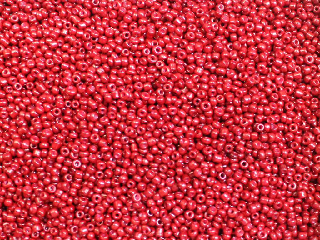 

Бисер 450 грамм МЕЛКИЙ 12/0 Deluxe:28 красный