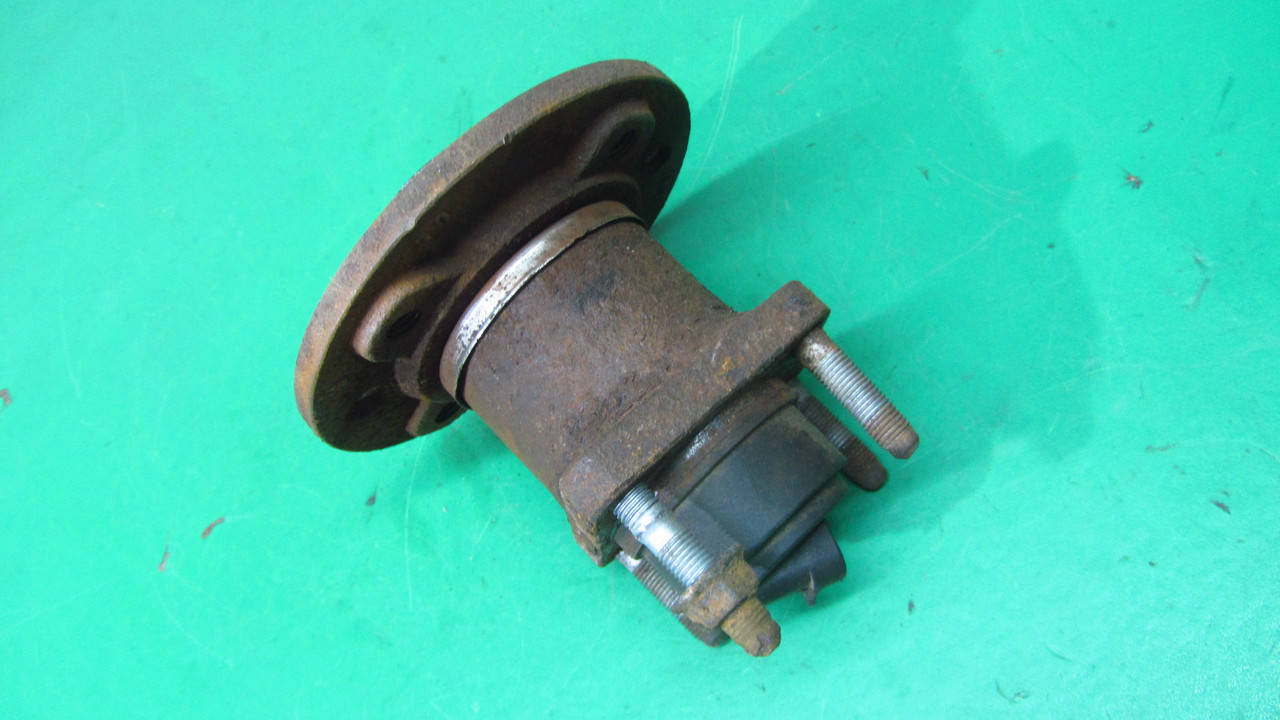 

Задняя ступица Вектра Б Vectra B 4\100