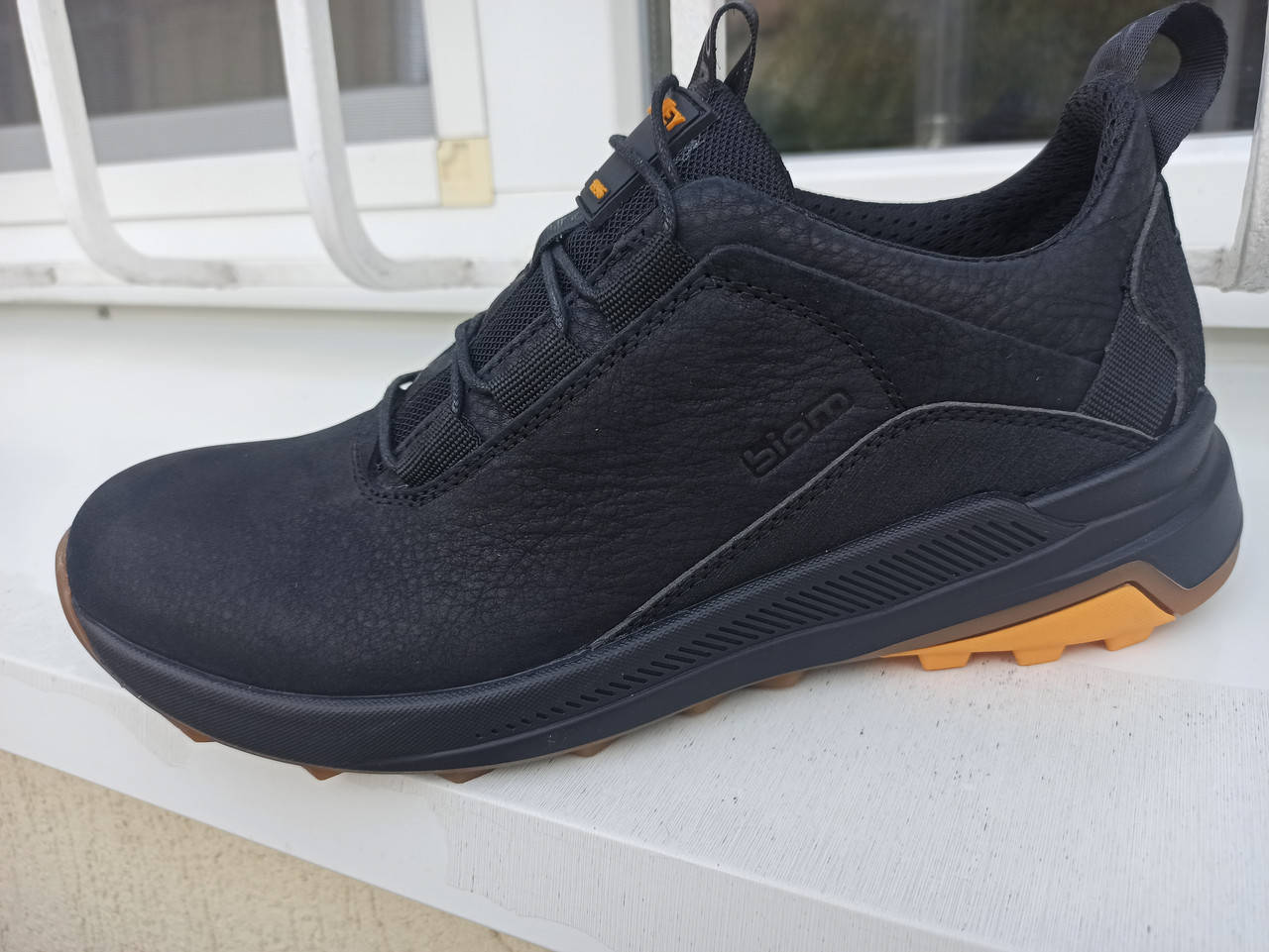 

Мужская кожаная осенняя обувь