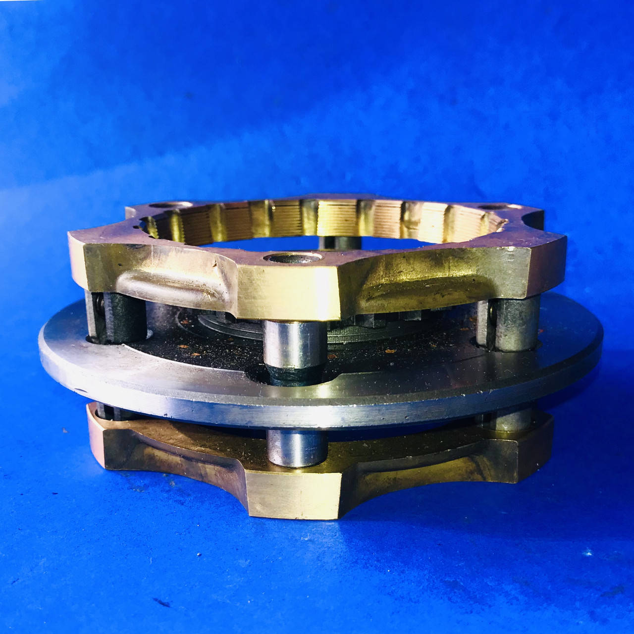 

Синхронизатор 2-3-й передачи ЗИЛ-130 / 130-1701150-А