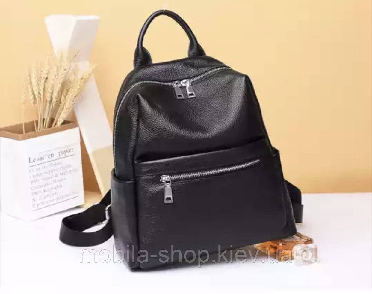 

Кожаный женский рюкзак, Черный