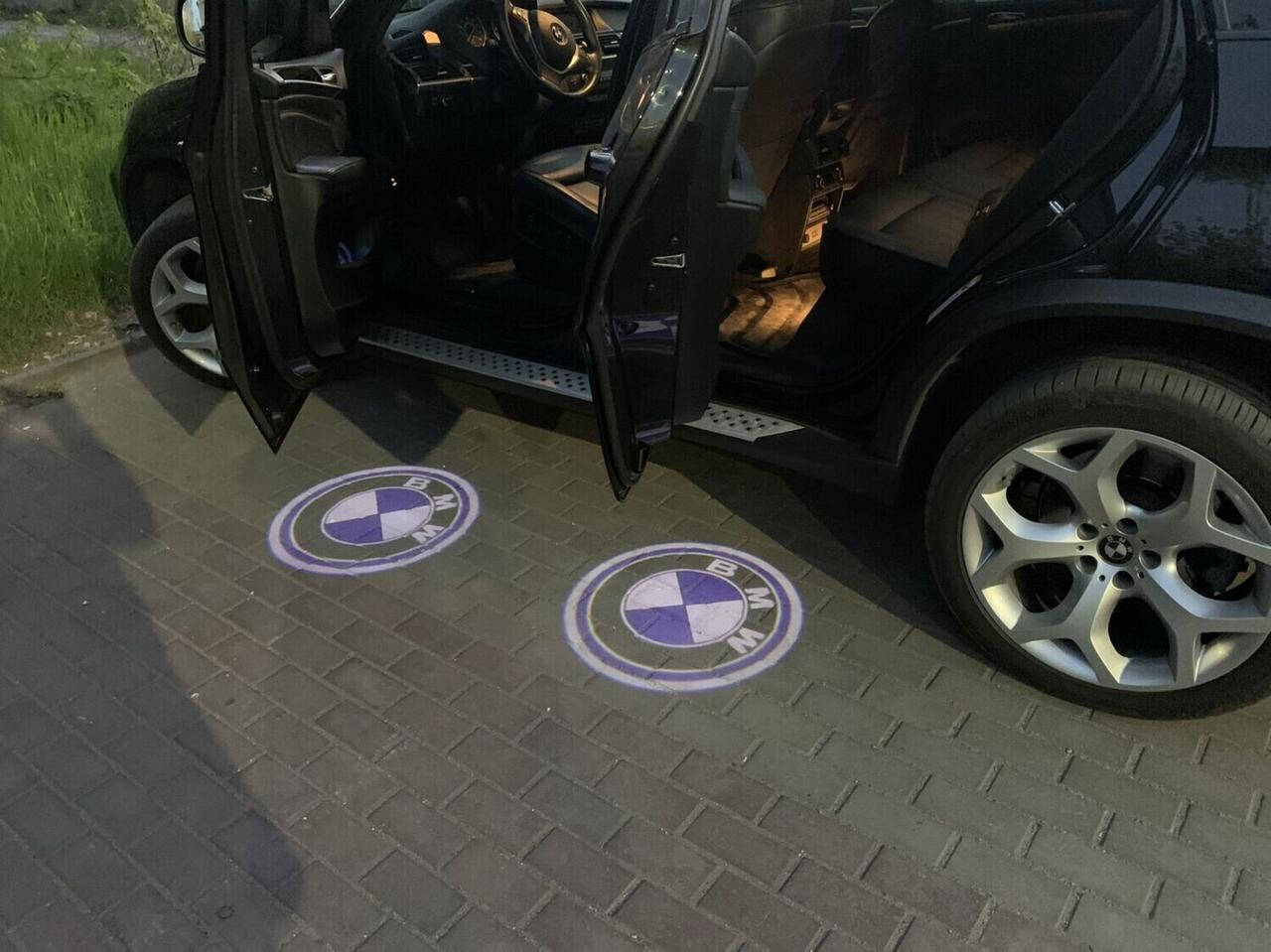 

Подсветка дверей BMW X5 E70 с логотипом "BMW"