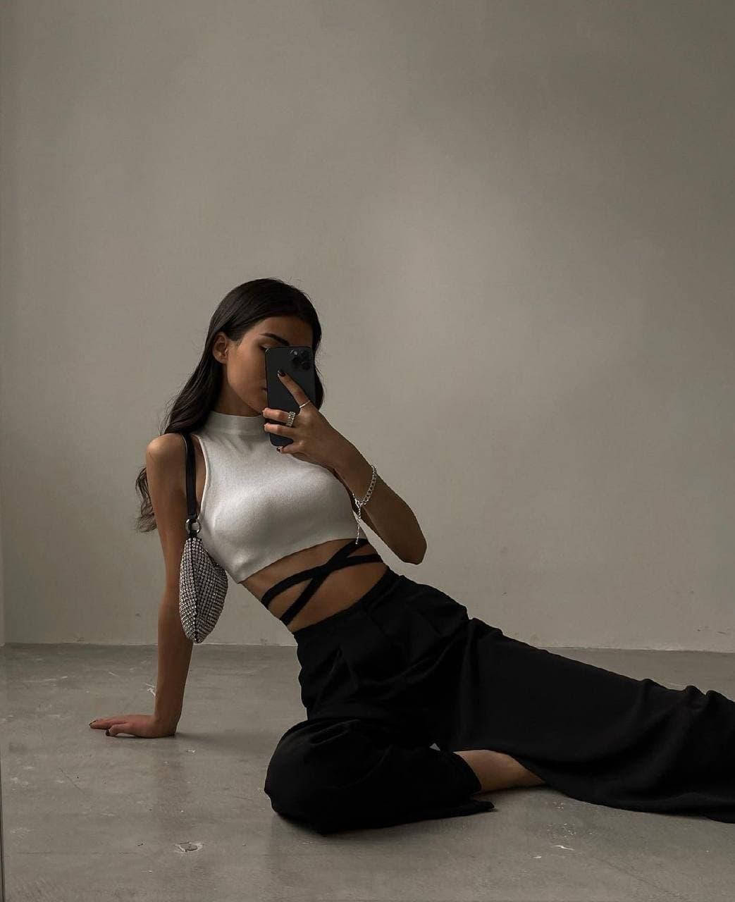 

Модные женские брюки палаццо. Цвет: Черный