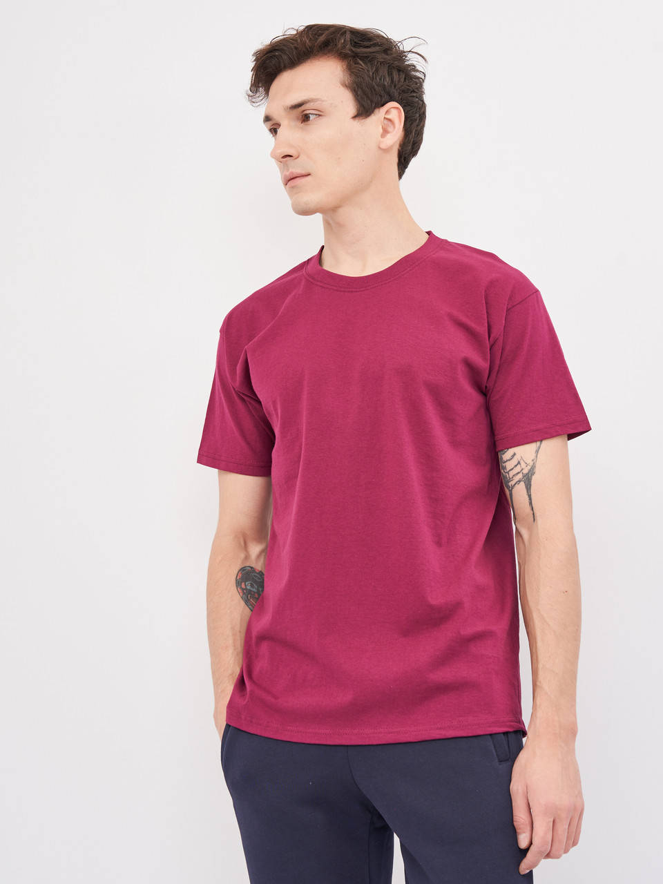 

Тонкая мужская футболка 100% хлопок Fruit of the loom original T легкая Бордовый, XXL