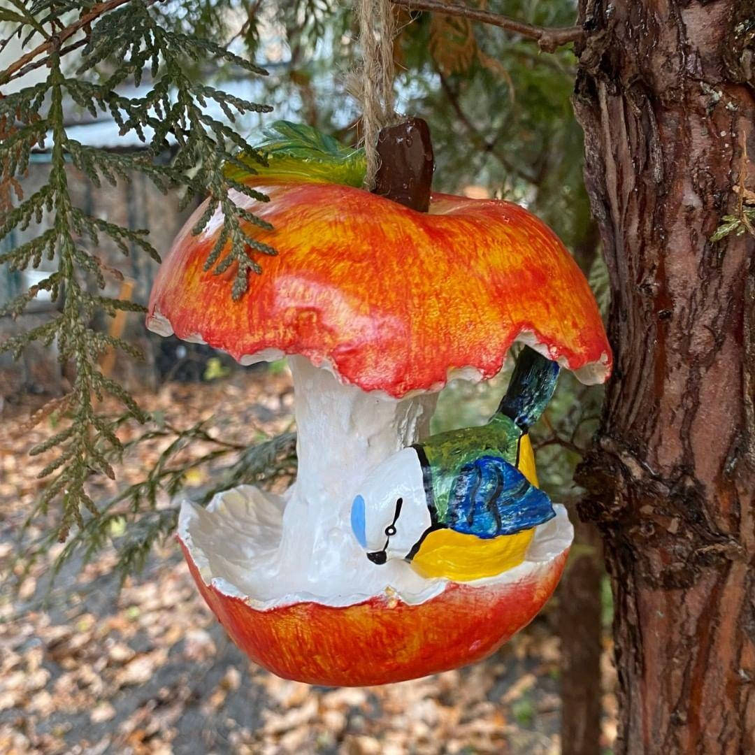 

Кормушка для птиц яблоко ( полистоун)