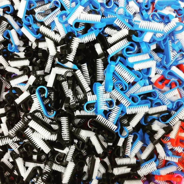 

Щётка мини от пыли