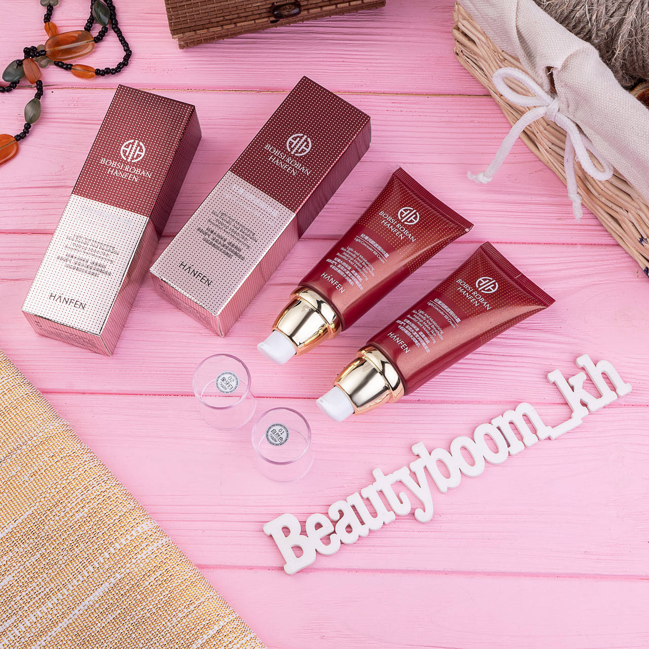 

Тональные BB Cream Bobsi Roban Hanfen со светлым оттенком (тон 02)