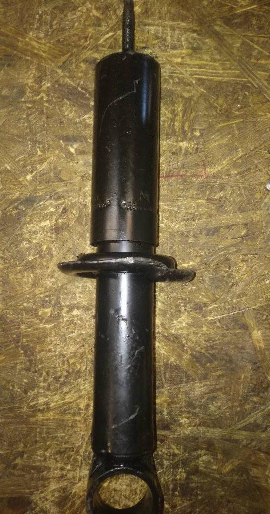 

Амортизатор ЗАЗ 968 задний (Запорожец) реставрация