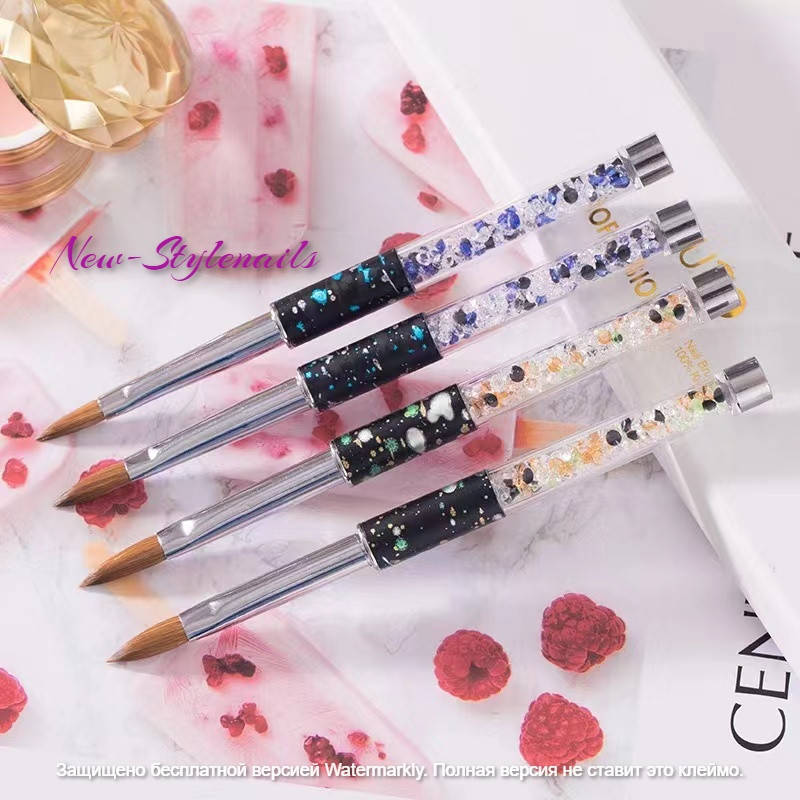 

Кисть маникюрная с кристалами для акрила №10