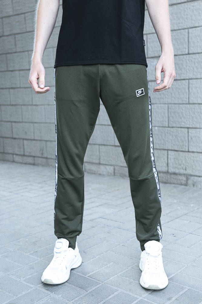 

Штаны "Liner" хаки Nike