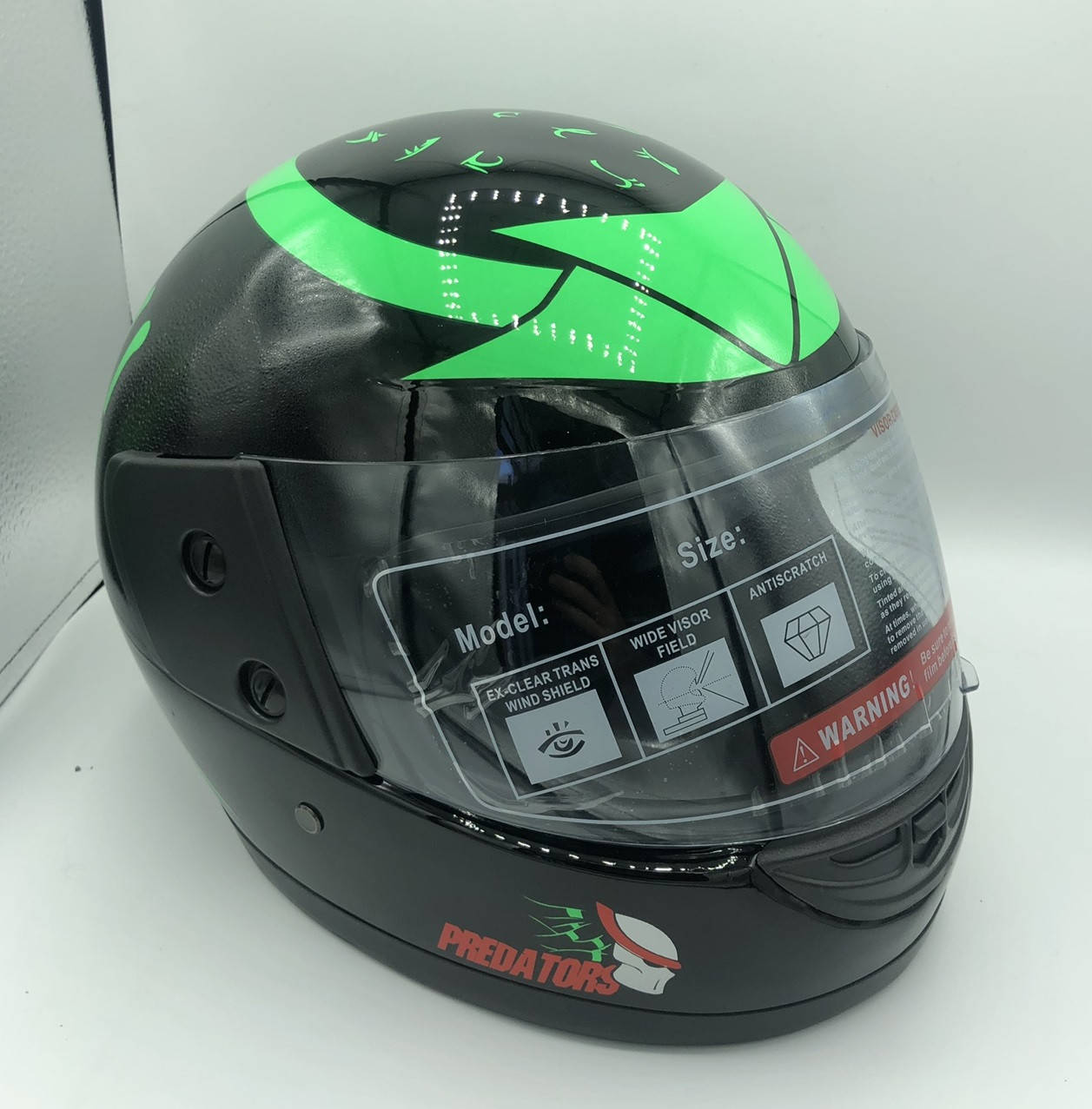 

Шлем Predator черный глянцевый(14802-Г)