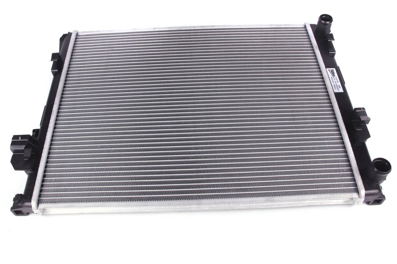 

Радиатор охлаждения Opel Vivaro (1.9/2.0) 2001-2009 (560*449*26mm) МКПП