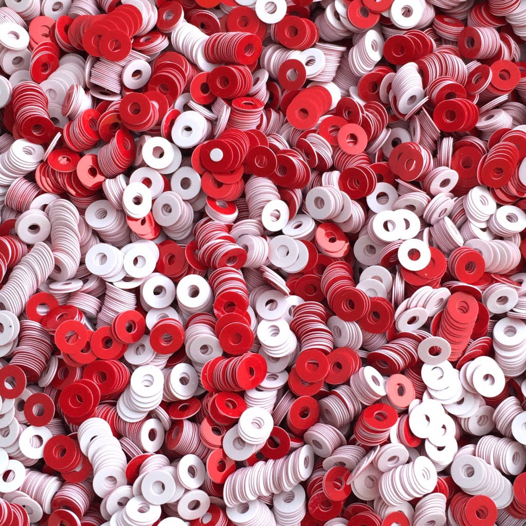 

Пайетки Турция 3 мм. Круглая плоская. Белый/красный (двухсторонние). Упаковка 5 гр.