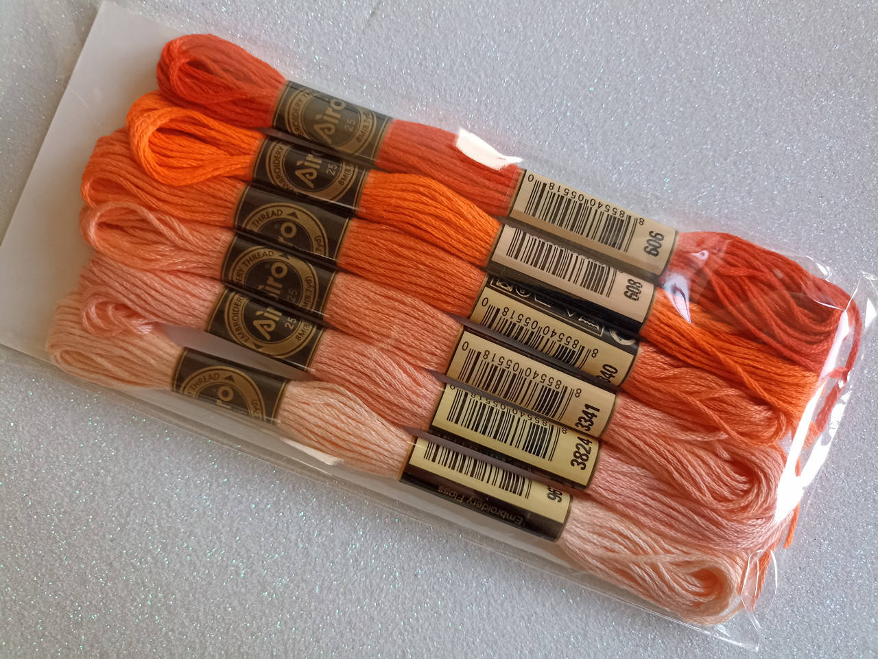 

6шт по 8м нитки мулине для вышивания Airo набор (#967), Разные цвета