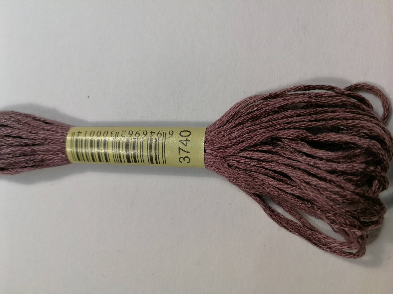 

Мулине СХС 3740 фиолетовый античный темный