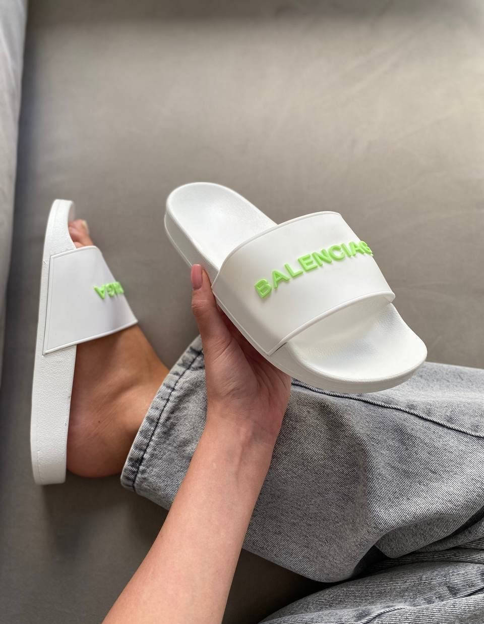 

Женские шлепки Balenciaga белые, Женские шлепанцы баленсиага белого цвета летние 40