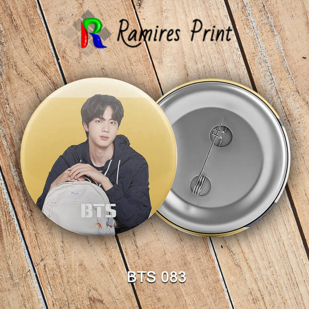 

Значок K-Pop BTS 083 Джин