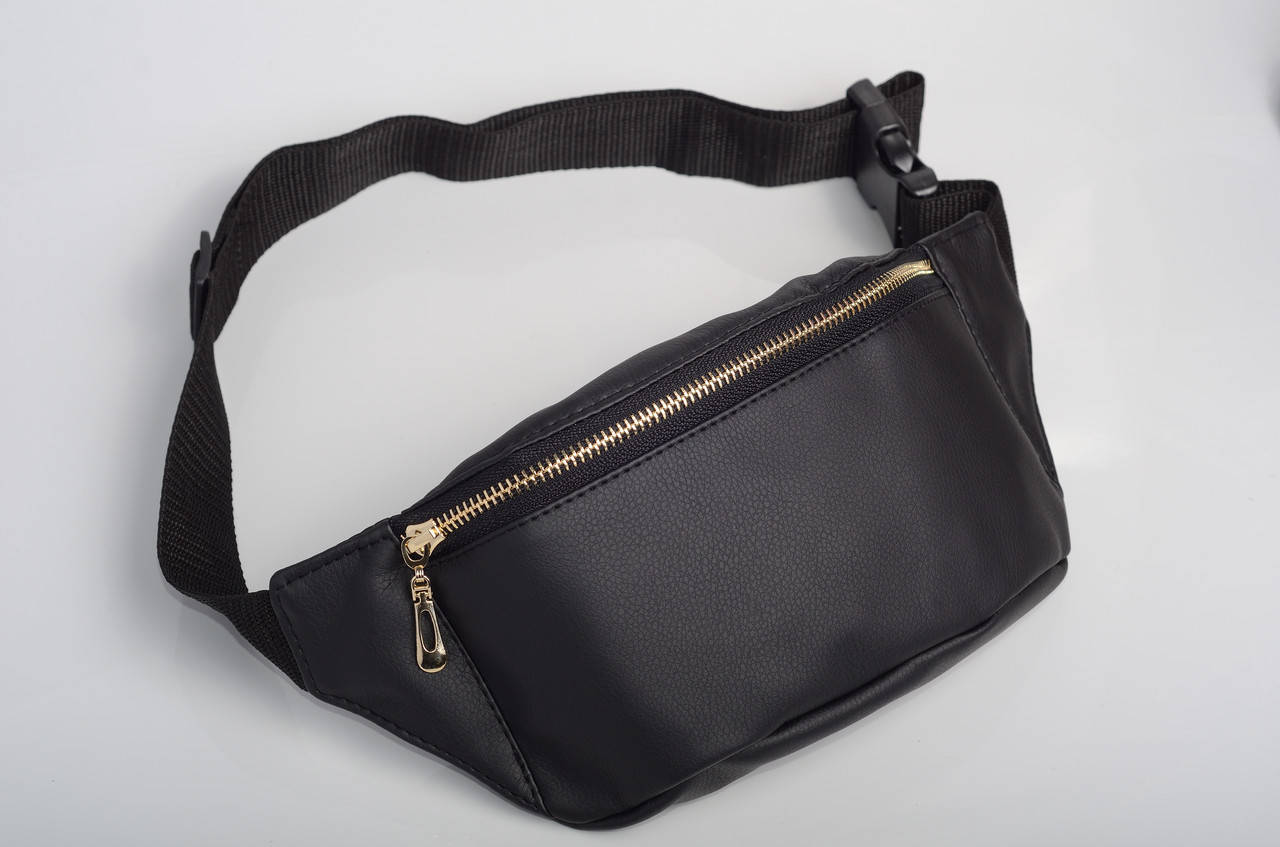 

Черная сумка на пояс женская бананка с золотым замком, Черный