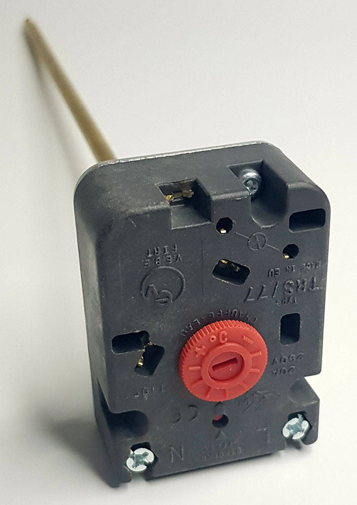 

Терморегулятор бойлера TRS/77 30°-70°C 20A термозащита 90°С ИТАЛИЯ BL08000004