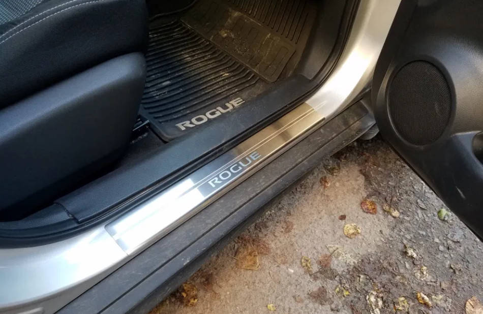 

Накладки на пороги для Nissan Rogue (Standart) Нержавейка