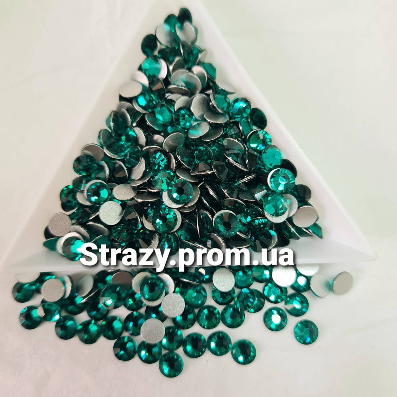 

Стразы ss30 Peacock (6.5мм) 50шт "Premium"
