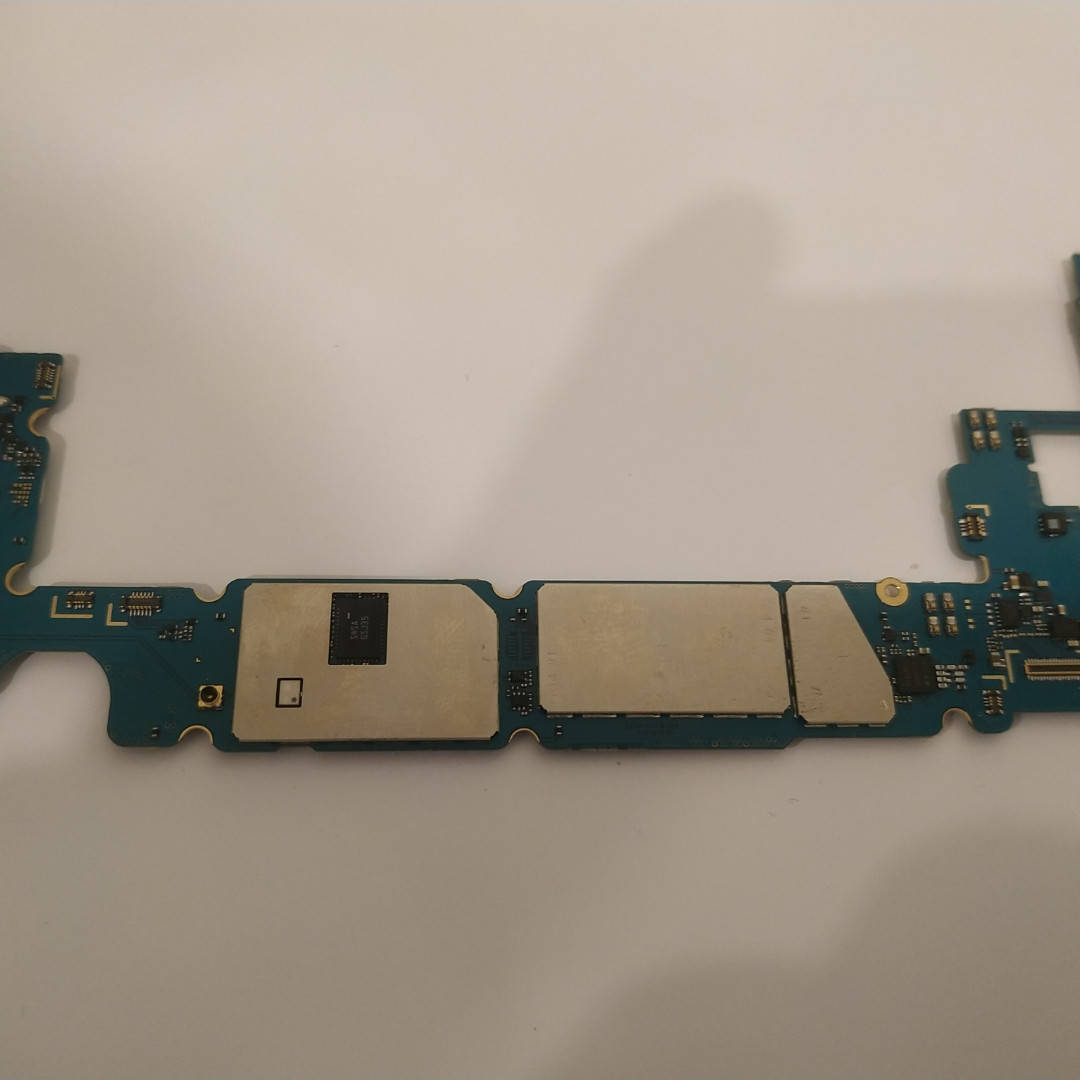 

Плата рабочая для samsung a720f\ds 32гб a7 2017