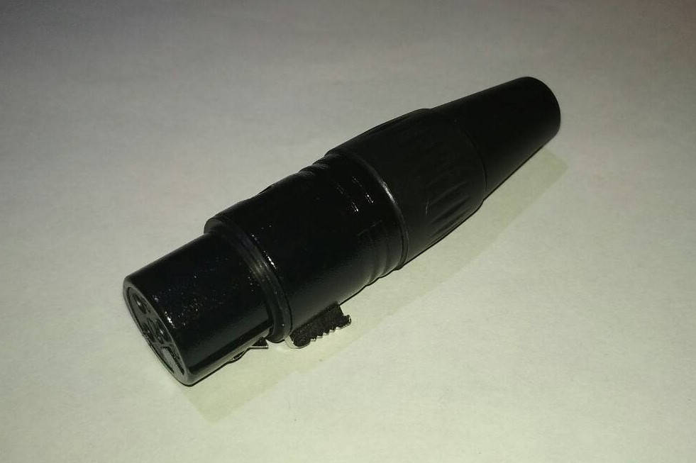 

Гнездо на кабель XLR 3-pin, female
