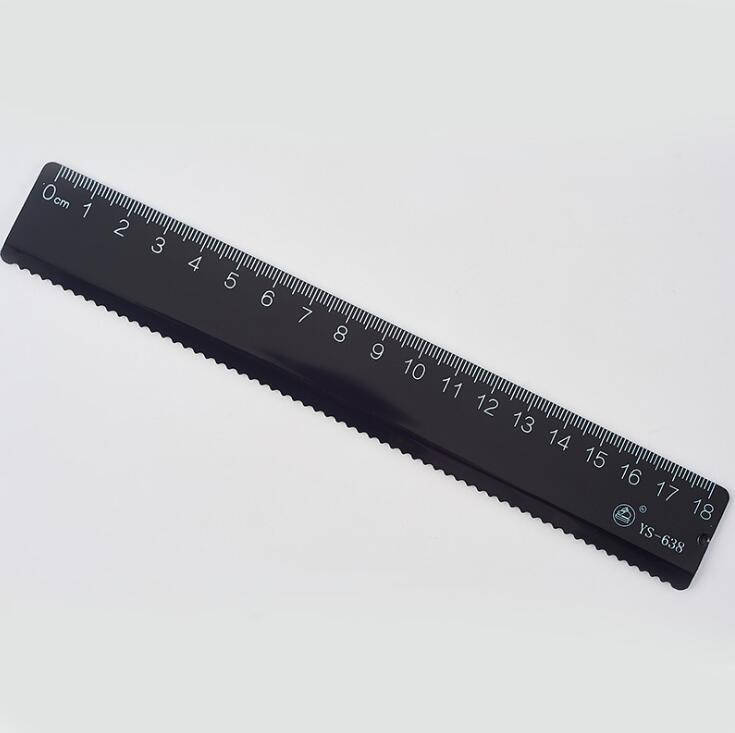 

Белая линейка YASI 18 см (YS-638) Черный
