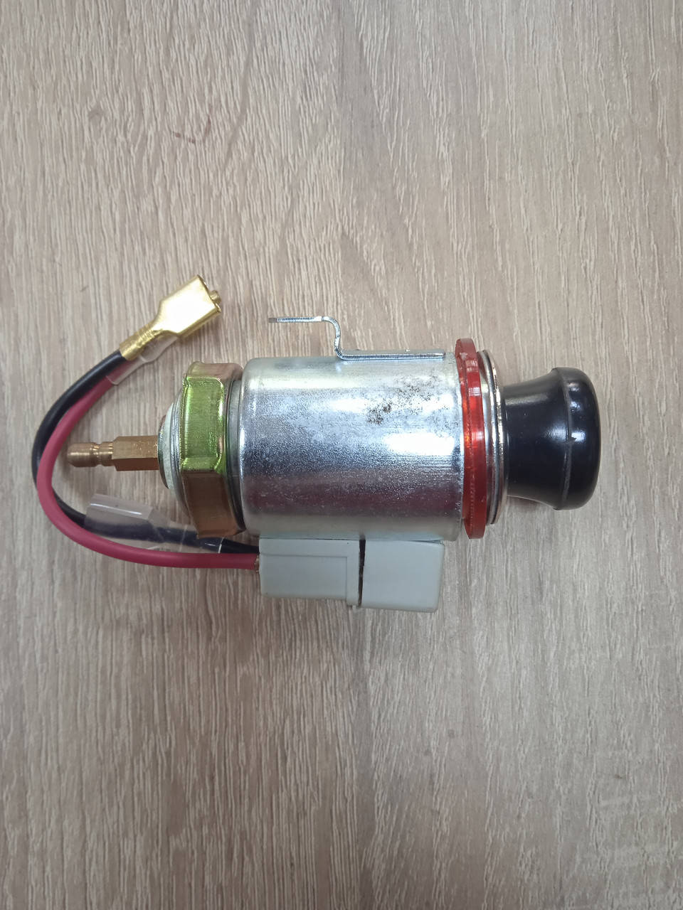 

Прикуриватель 12V (иномарки) (укороченный с подсветкой)
