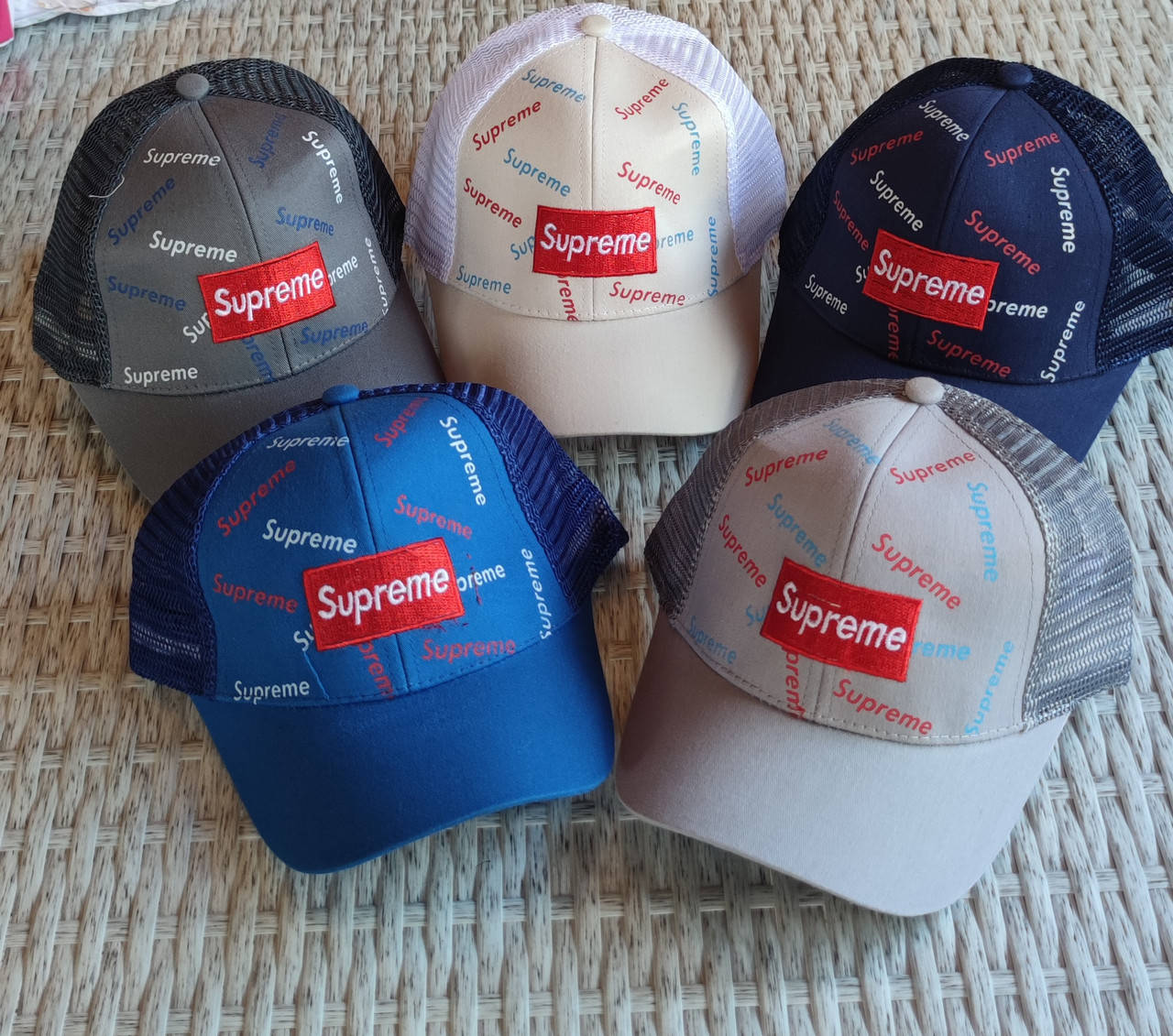 

Бейсболка Supreme 52