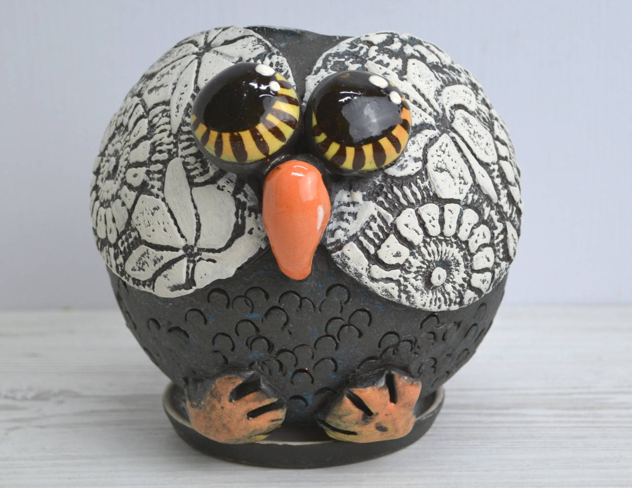 

Горшок керамический для цветов Сова черная Н15см