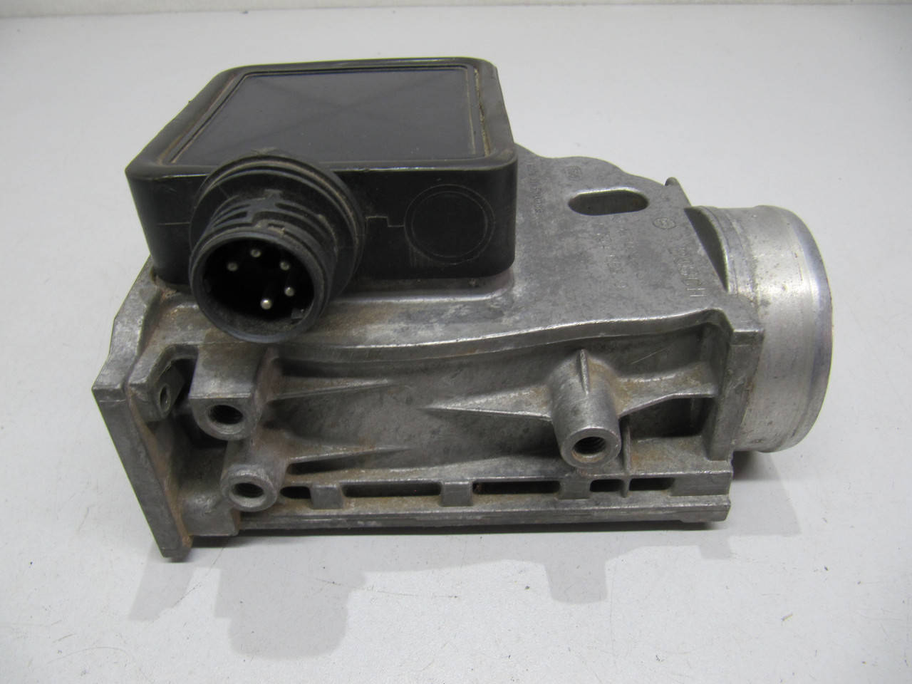 

ДМРВ Расходомер воздуха 1.6 1.8 M40 БМВ BMW E36 Bosch 0280200204