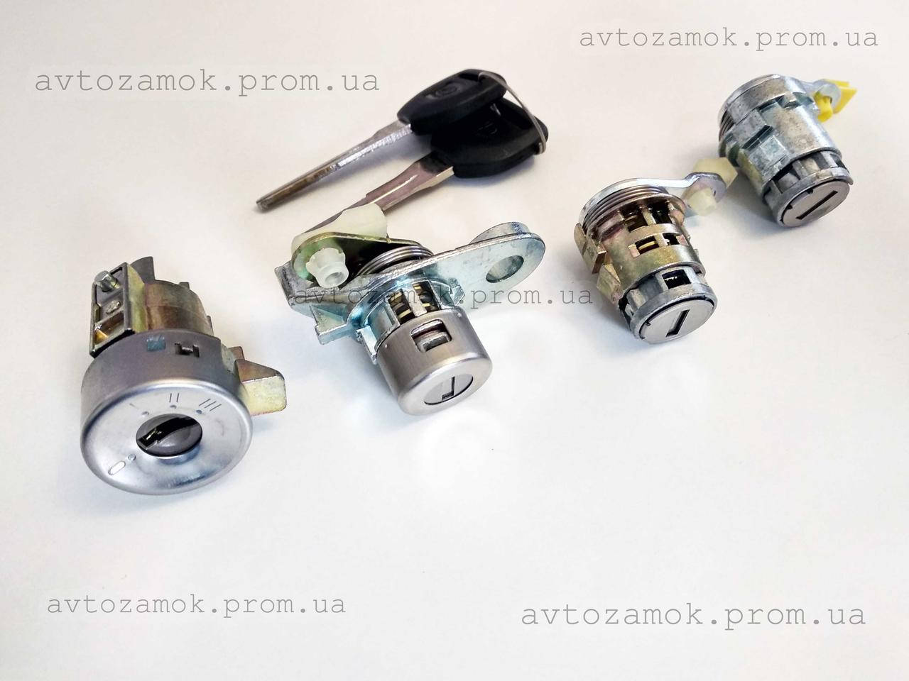 

Комплект личинок замков для Honda Civic 3d (EJ/EK) 95-01 на весь автомобиль