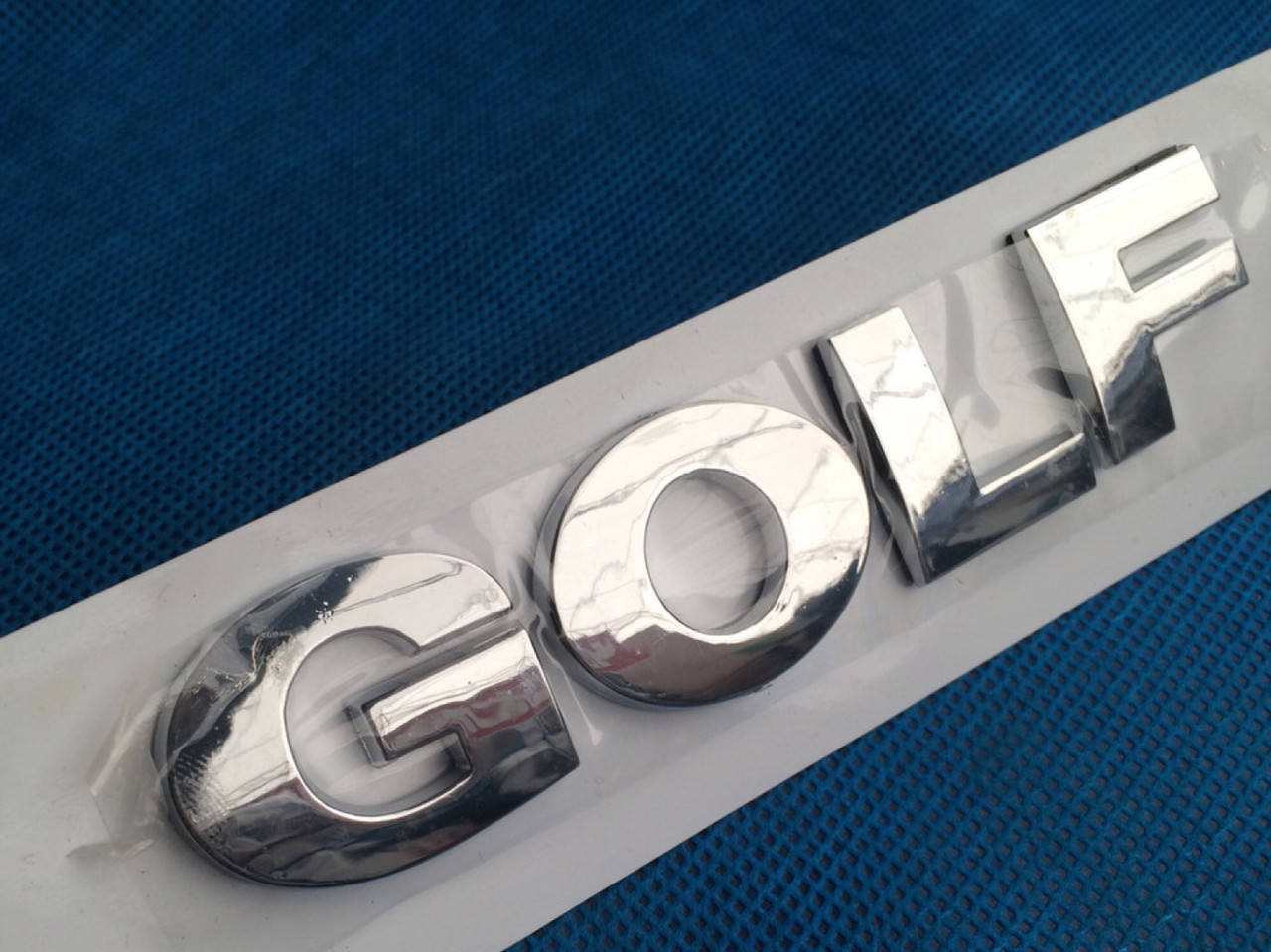 

Надпись Golf Volkswagen Golf