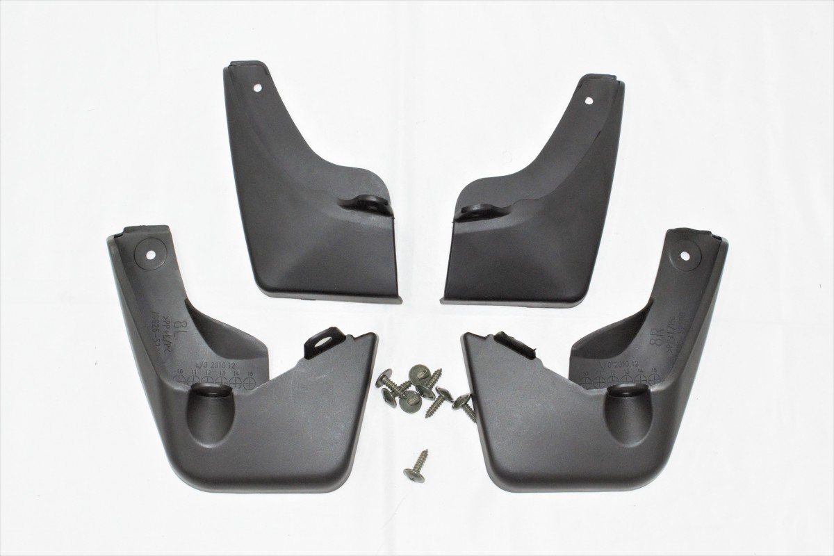 

Брызговики для Toyota Yaris 2011- 2015, комплект 4 шт.