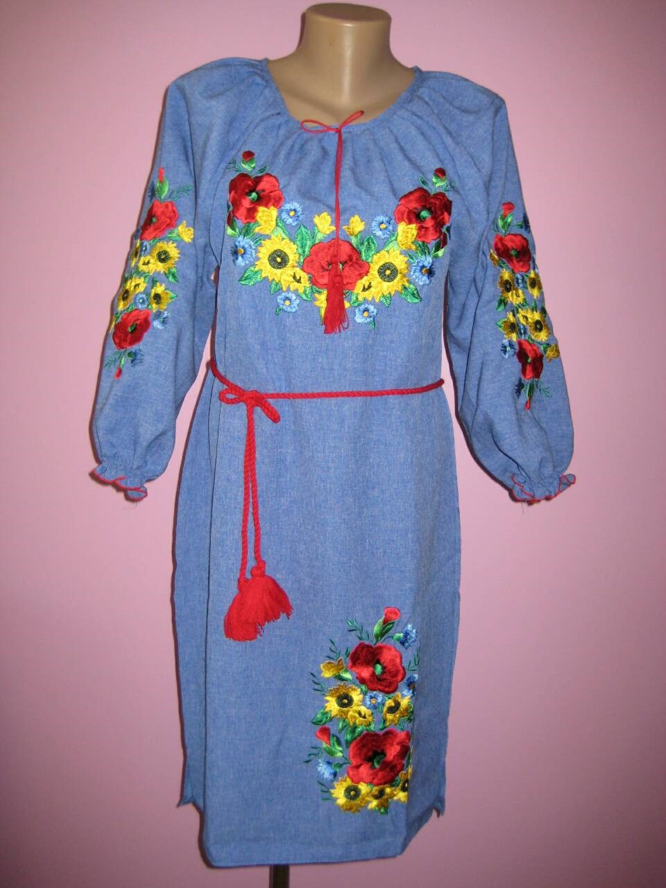 Жіноче плаття з яскравою вишивкою (джинс), 46-56 р-ри